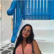 Doy clases de inglés y preparación para exámenes de Cambridge si fuese necesario. Tengo el título C1 de Cambridge